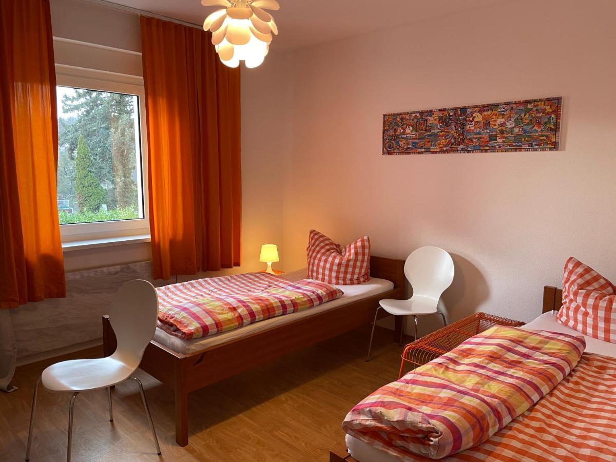 Altstadt Naehe 7 Min Fussweg Ueber Alte Maibruecke Zu Pension Mit Balkon & Garten, Ideal For Long Stay, Relocation Ochsenfurt Exterior foto